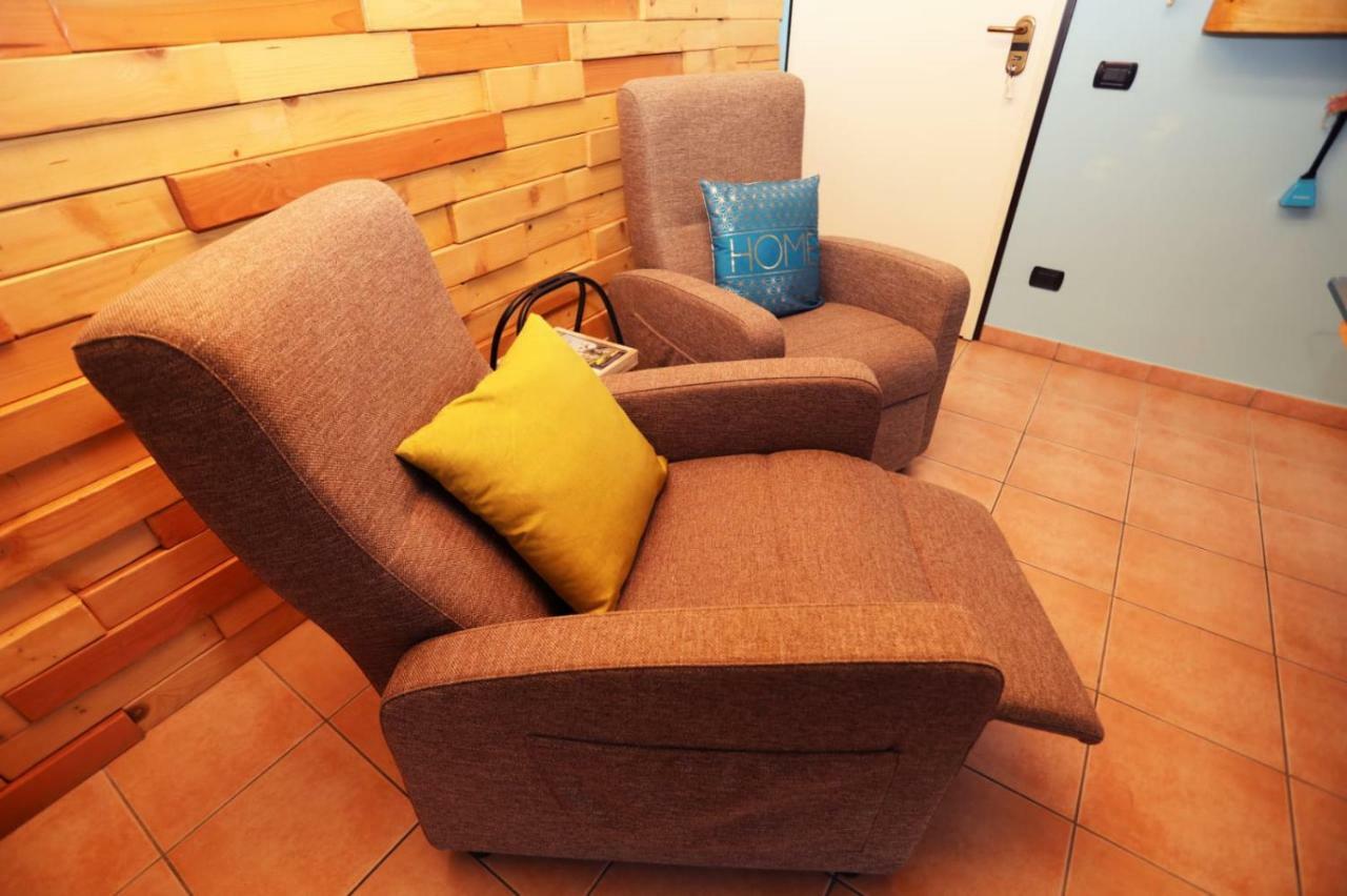 Apartamento Ca' De' Mumi Luino Exterior foto